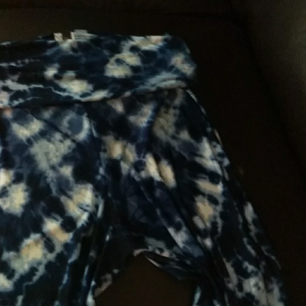 Pants - Picture 3 of 4